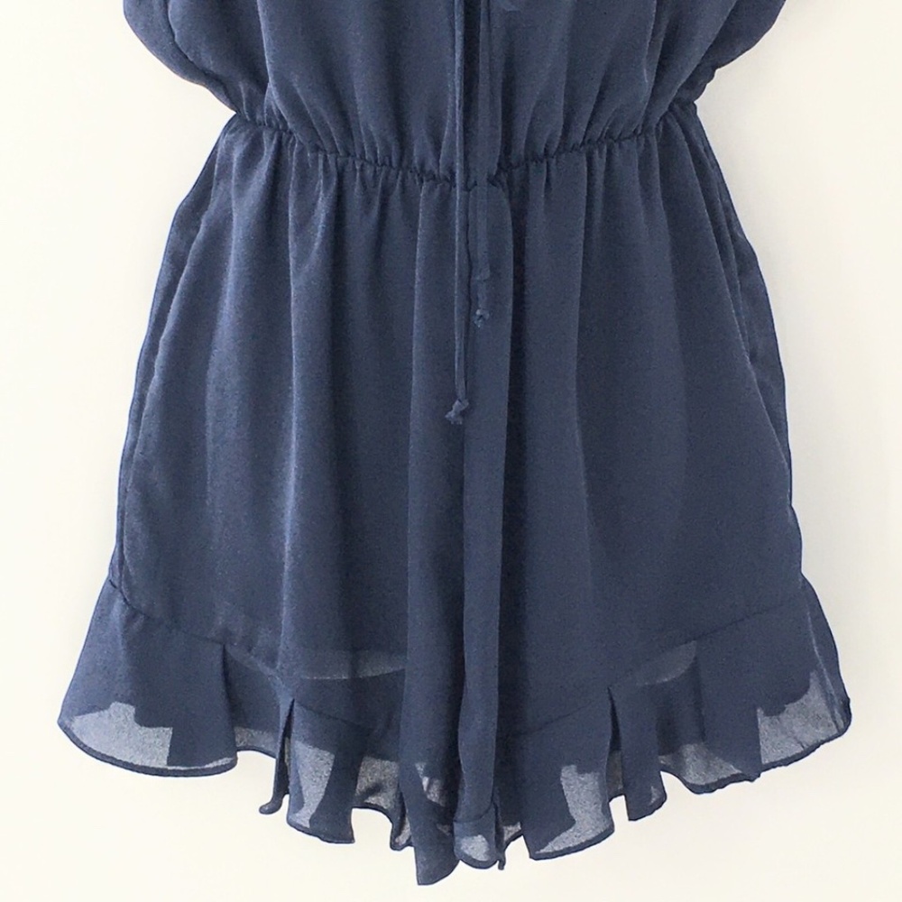 Everly Womens Romper Flutter Sleeves Elastic Waist Summer Tie Feminine Navy Sz - Picture 4 of 15